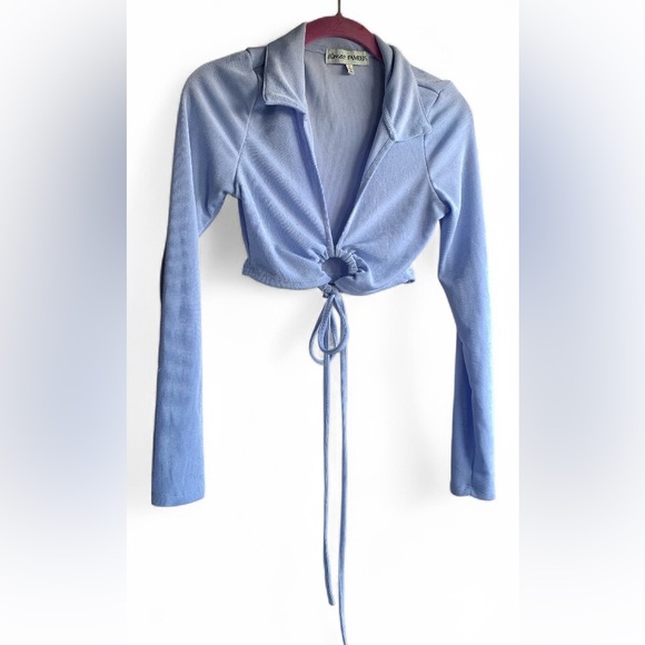 Almost Famous Tops - ALMOST FAMOUS Light Blue Long Sleeve Tie Front Tortoise Ring Crop Top Shirt